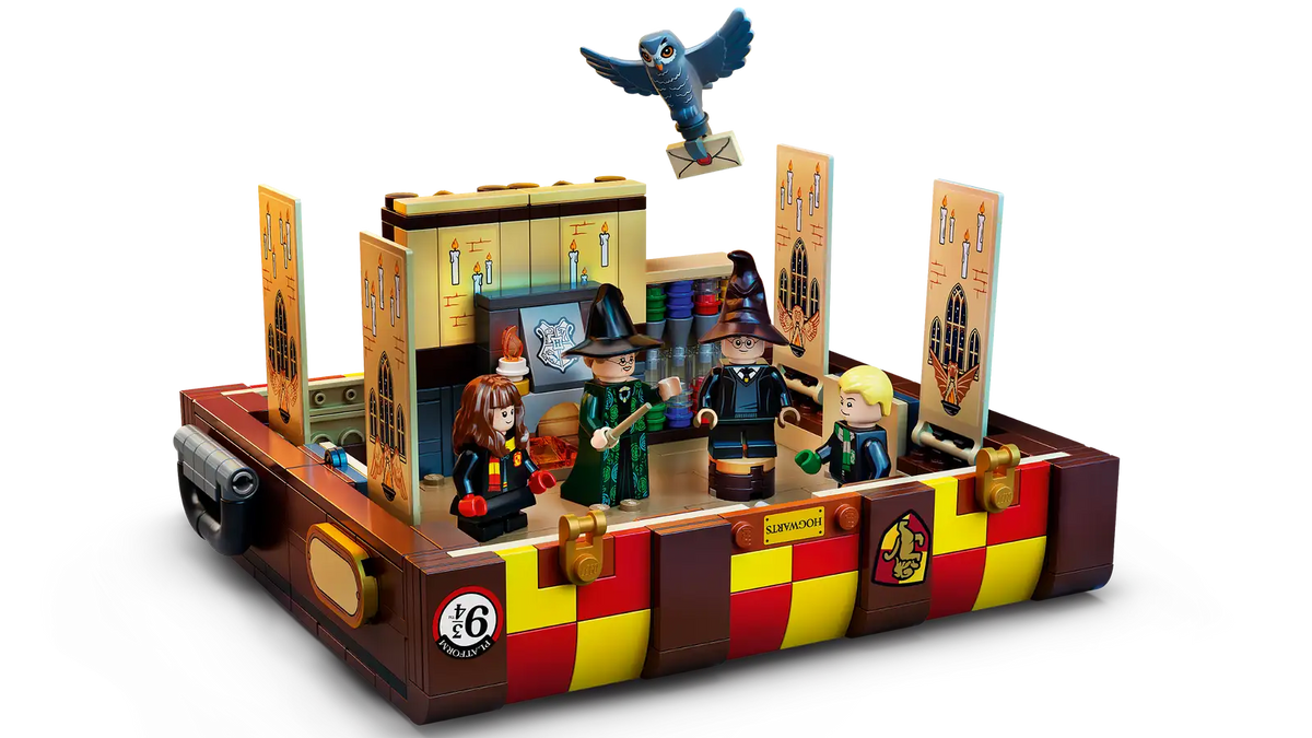 LEGO Harry Potter Hogwarts™ Magical Trunk Set (76399)
