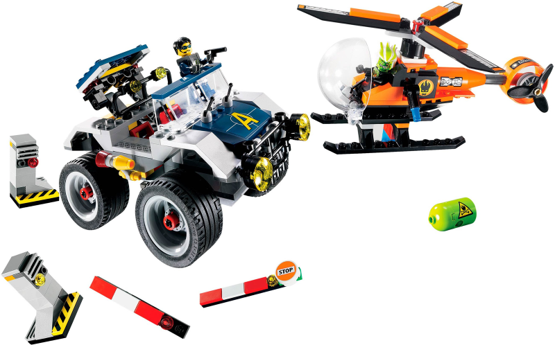 LEGO Agents 4-Wheeling Pursuit Set (8969)