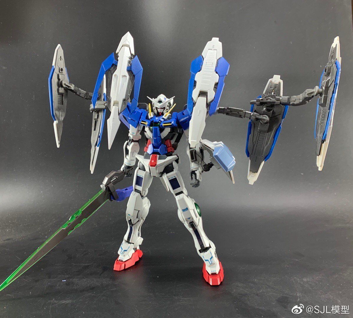 SJL Model 1/100 GN-High Mega Launcher & GN-Heavy Weapon Set for Astraea / Astraea Type-F